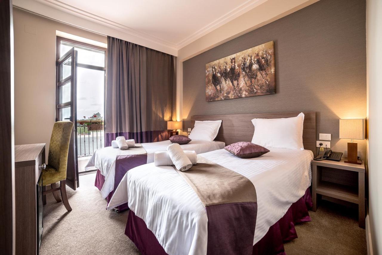 The Frontier Hotel Siret Екстер'єр фото